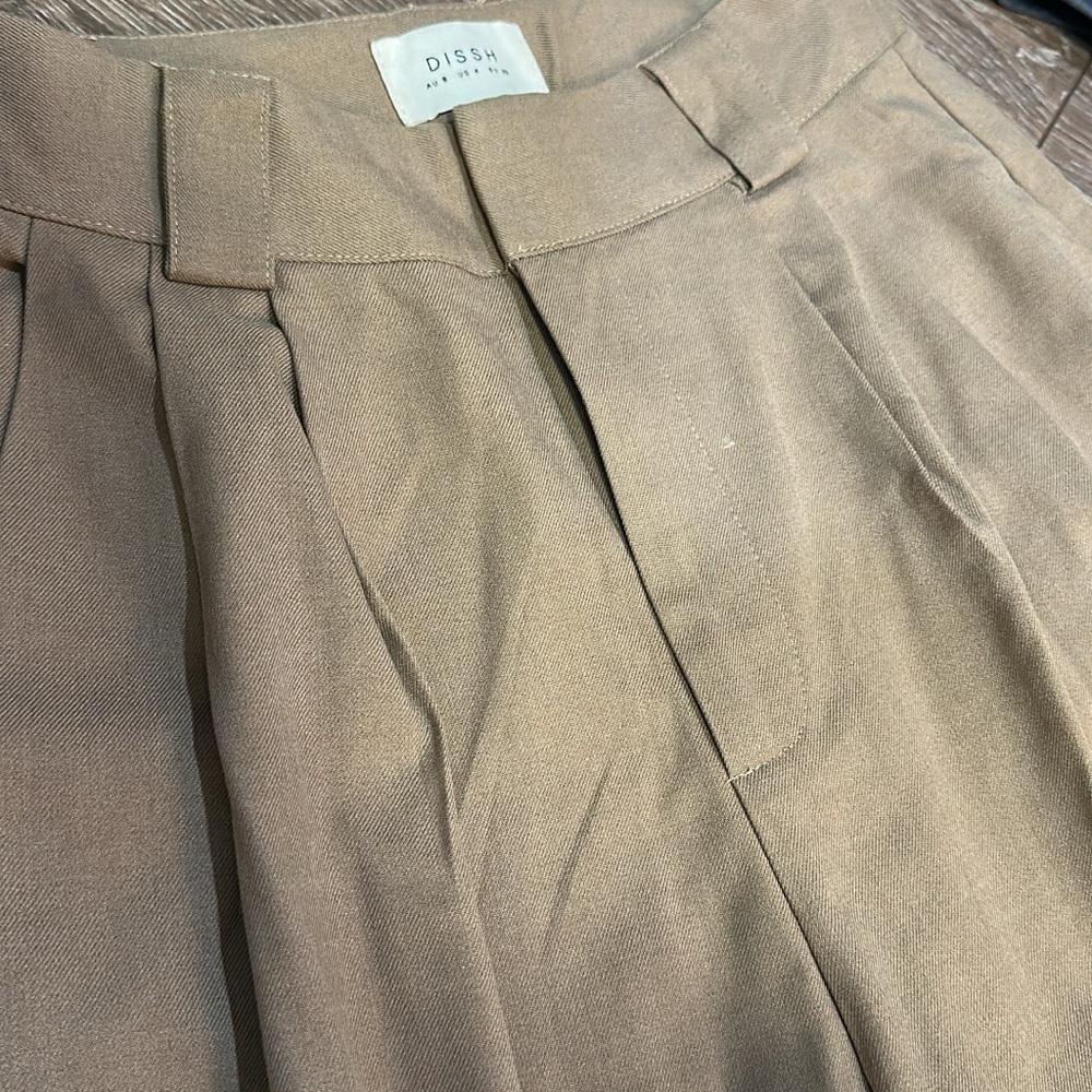 Dissh dark khaki trousers
